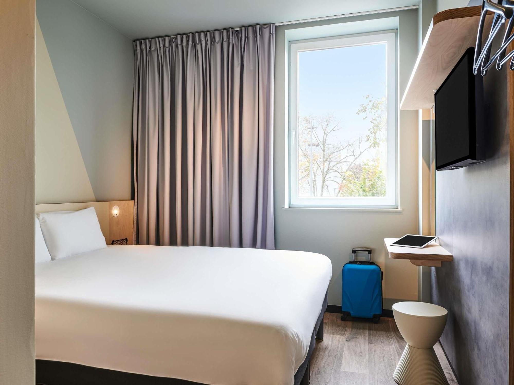 Ibis Budget Brest Sud Plougastel - Hotel Renove Екстер'єр фото