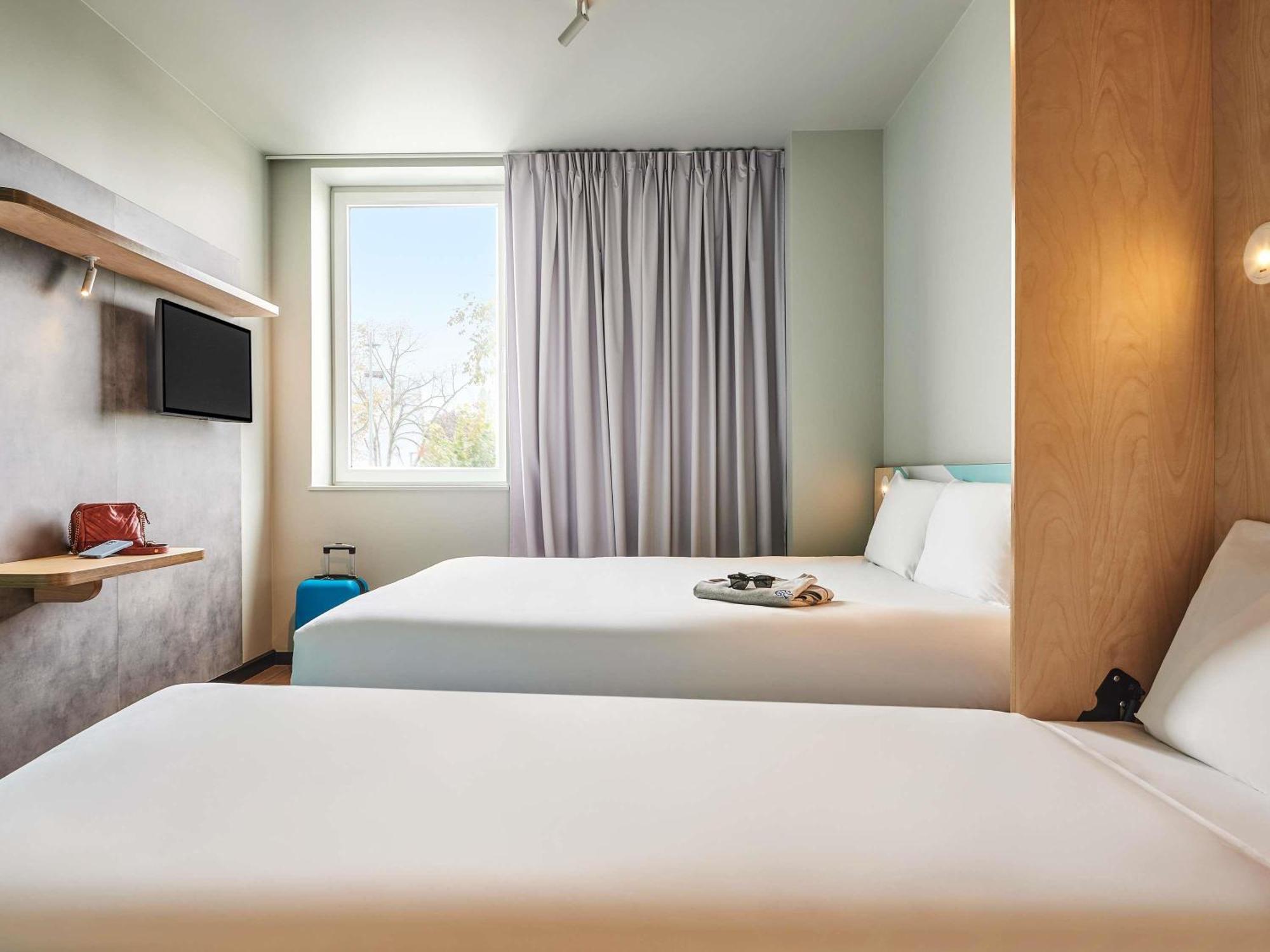 Ibis Budget Brest Sud Plougastel - Hotel Renove Екстер'єр фото
